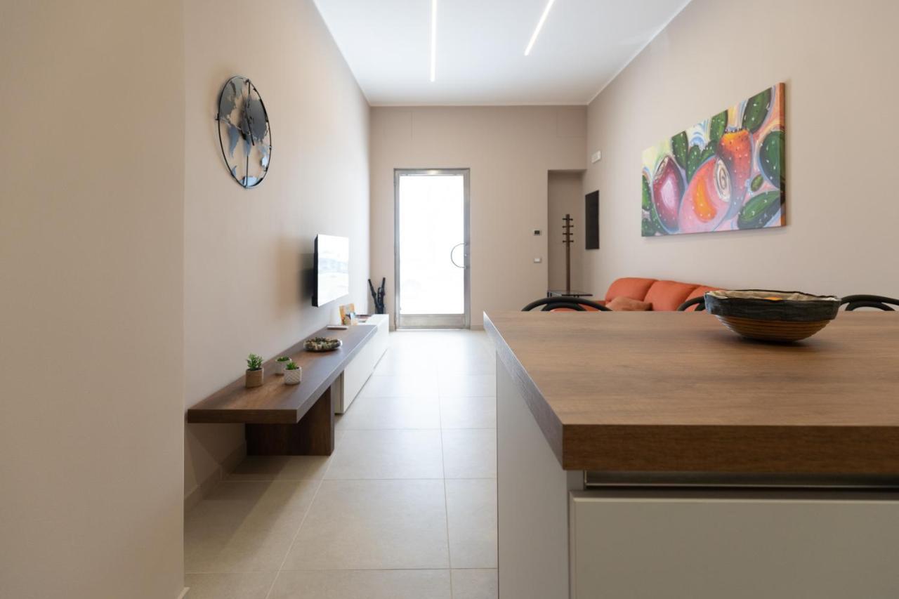Iitana Luxury Apartment - Fronte Mare Con Vasca Idromassaggio CTA Exterior foto